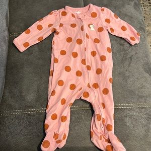 Carters baby girl long sleeve one piece onesie size 3-6months pink w/ pockadots